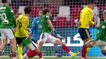 Cristiano Ronaldo, 957'nci golünü sırtıyla attı