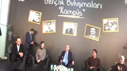 Cumhurbaşkanı Erdoğan: Küresel liderliğini kabul ettirecek bir Türkiye'ye sizlerle birlikte kavuşacağımıza inanıyorum /Ek görüntü