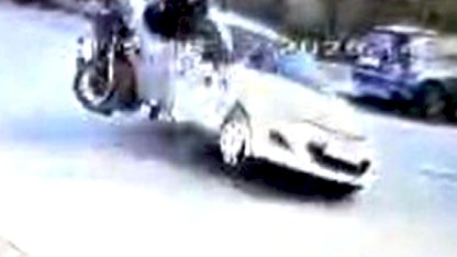 Edirne'de otomobille çarpışan motosiklet sürücüsü hayatını kaybetti