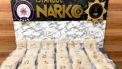 Esenyurt’ta bazanın altından 133 bin 600 uyuşturucu hap çıktı