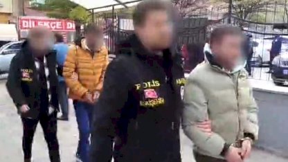 Eskişehir'de kilitli motosikleti çalan 2 şüpheli yakalandı