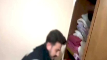 Hatay'da 40 yıl hapis cezasıyla aranan şahıs gardıroptan çıktı