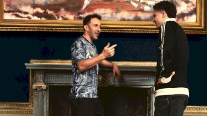 Juventus, Del Piero'ya özel formayı Kenan Yıldız ile tanıttı