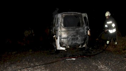 Konya'da ailesin kızdı, aracını ateşe verdi