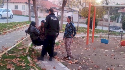 Manisa'da 10 gündür kayıp olan Asya, komşu ilçede bankta otururken bulundu