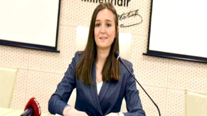 Manisa'nın Şehzadeler Belediye Başkanı Gülşah Durbay entübe edildi