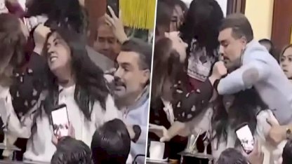 Meclis'te saç saça baş başa kavga! Arbede anı kamerada