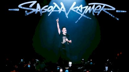 Rapçi Sagopa Kajmer'in sahnesinde ilginç anlar! Ağzına sigara attılar