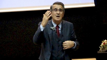 Şenol Güneş: Yurt dışından iki teklif vardı, kabul etmedim