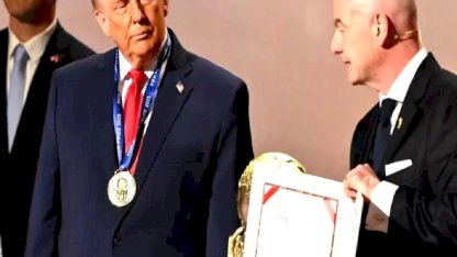 Trump'a ''Barış Ödülü'' veren FIFA, kendi kurallarını ihlal etmekle suçlanıyor