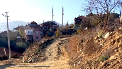 Valilik yaptı, belediye bozdu