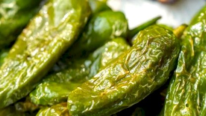 Yağ çekmeyen biber kızartması: Bir kağıt havlu yetiyor...