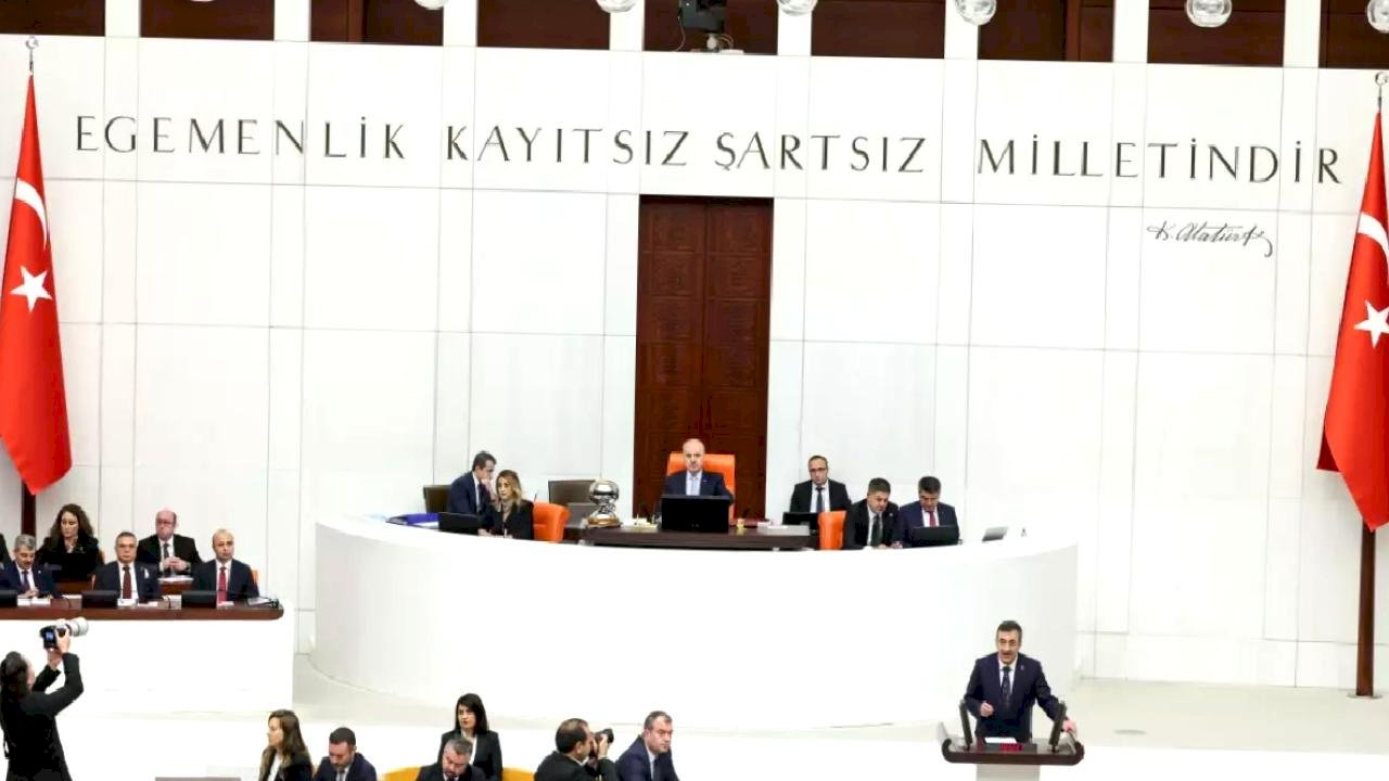 TBMM Genel Kurulu&#039;nda bütçe maratonu başladı