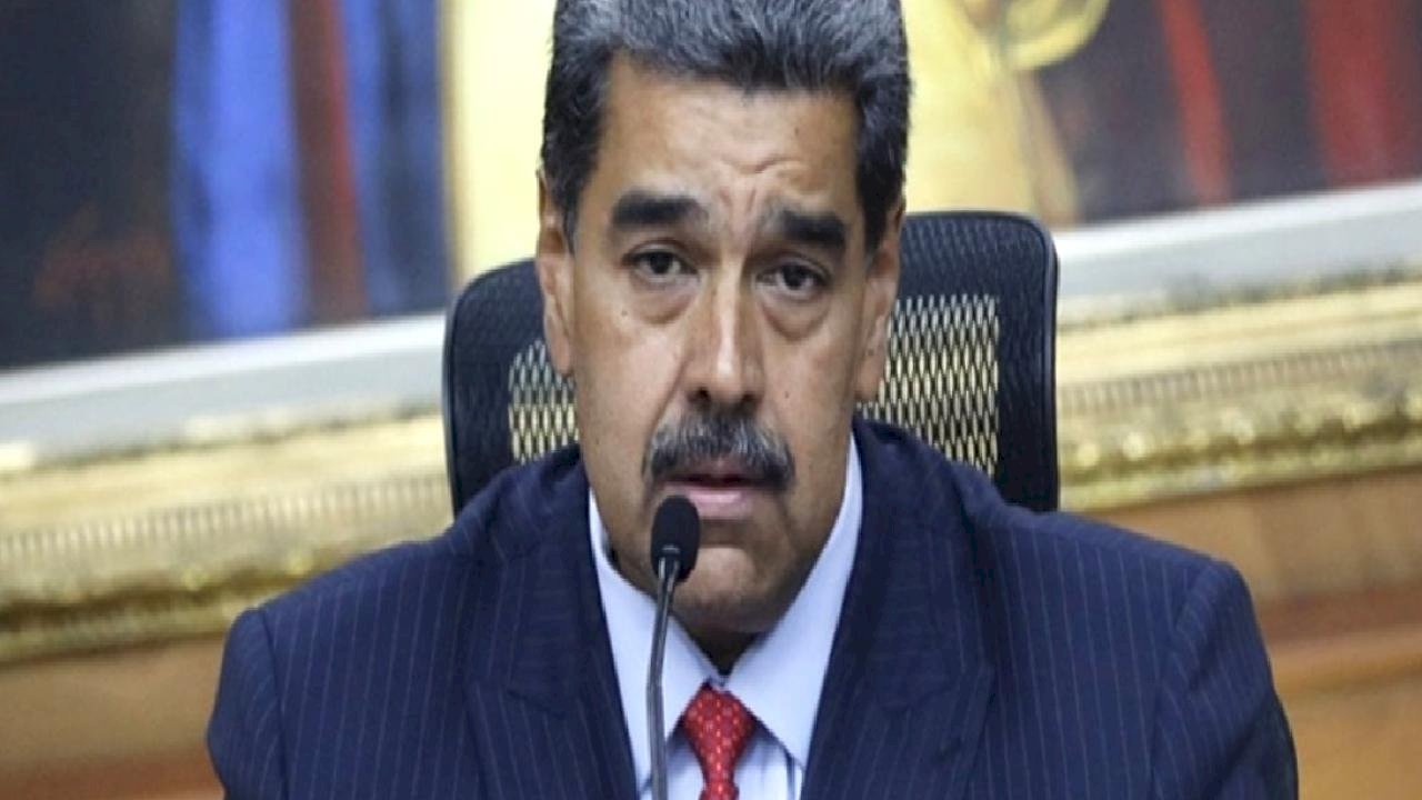Venezuela lideri Maduro: Venezuela'yı yenilgiye uğratamayacaklar