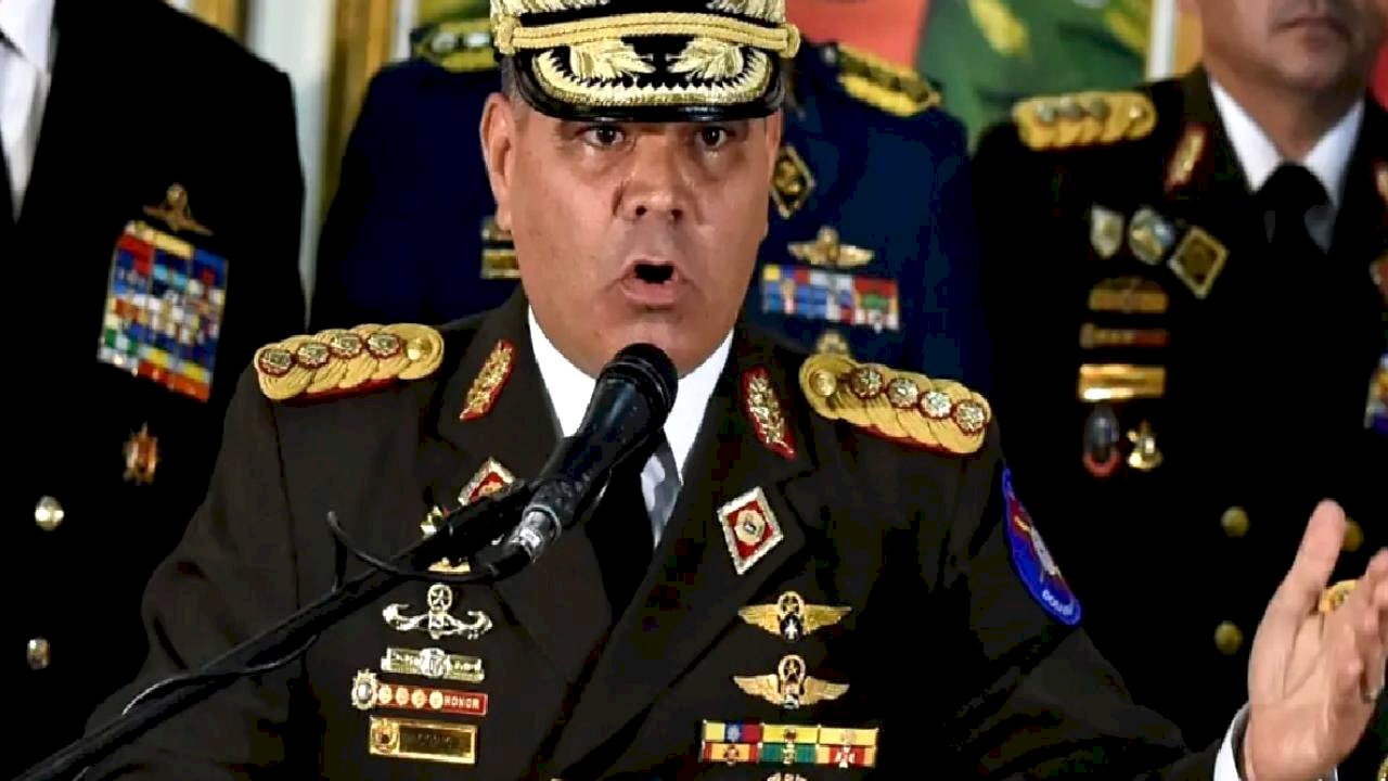 Venezuela Savunma Bakanı: Ülkeyi her ne pahasına olursa olsun koruyacağız