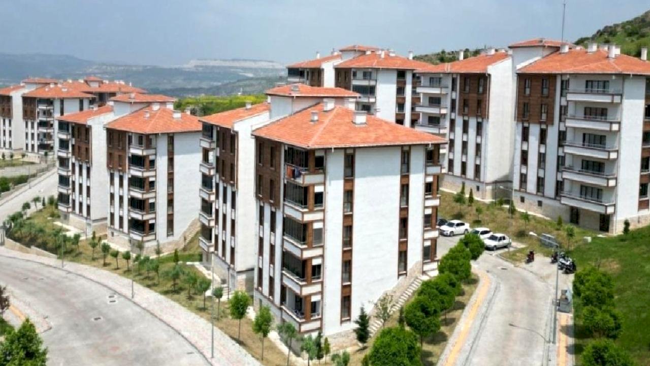 'Yüzyılın Konut Projesi'nde ilk kura çekimi bugün