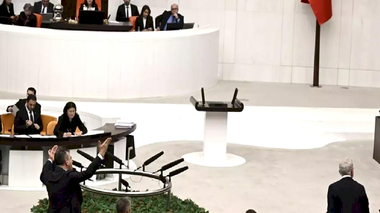 AK Parti Grup Başkanvekili Yenişehirlioğlu: 'Hiçbir Suriyeliyi Mezhebine Göre Ayırmadık'