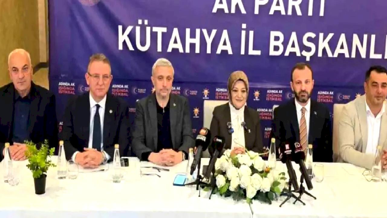 AK Parti Kütahya Teşkilatı'nın 1 yıllık çalışmaları değerlendirildi