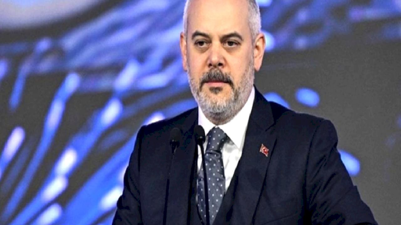 Akif Çağatay Kılıç, Paris'teki Ukrayna Gönüllüler Koalisyonu'na katıldı