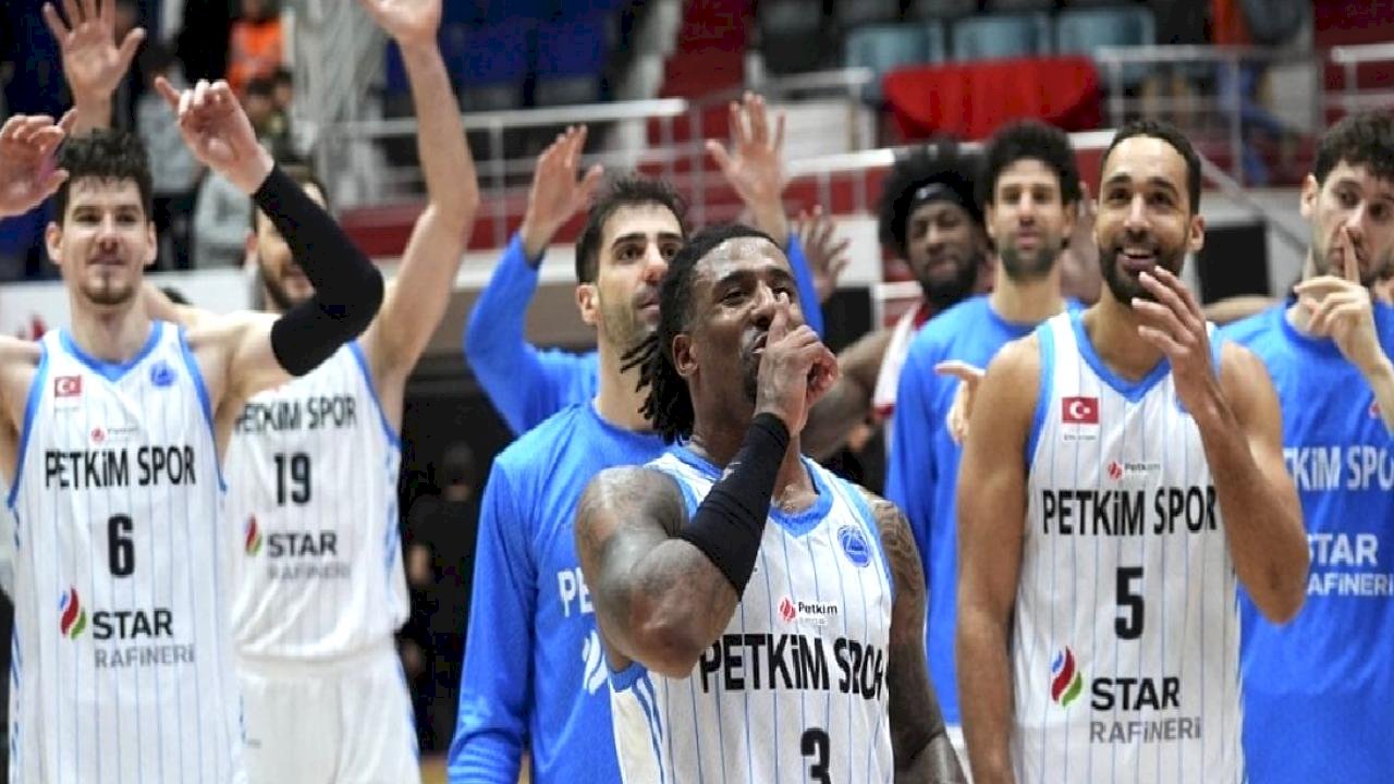 Aliağa Petkimspor, Dinamo Sassari'yi devirdi