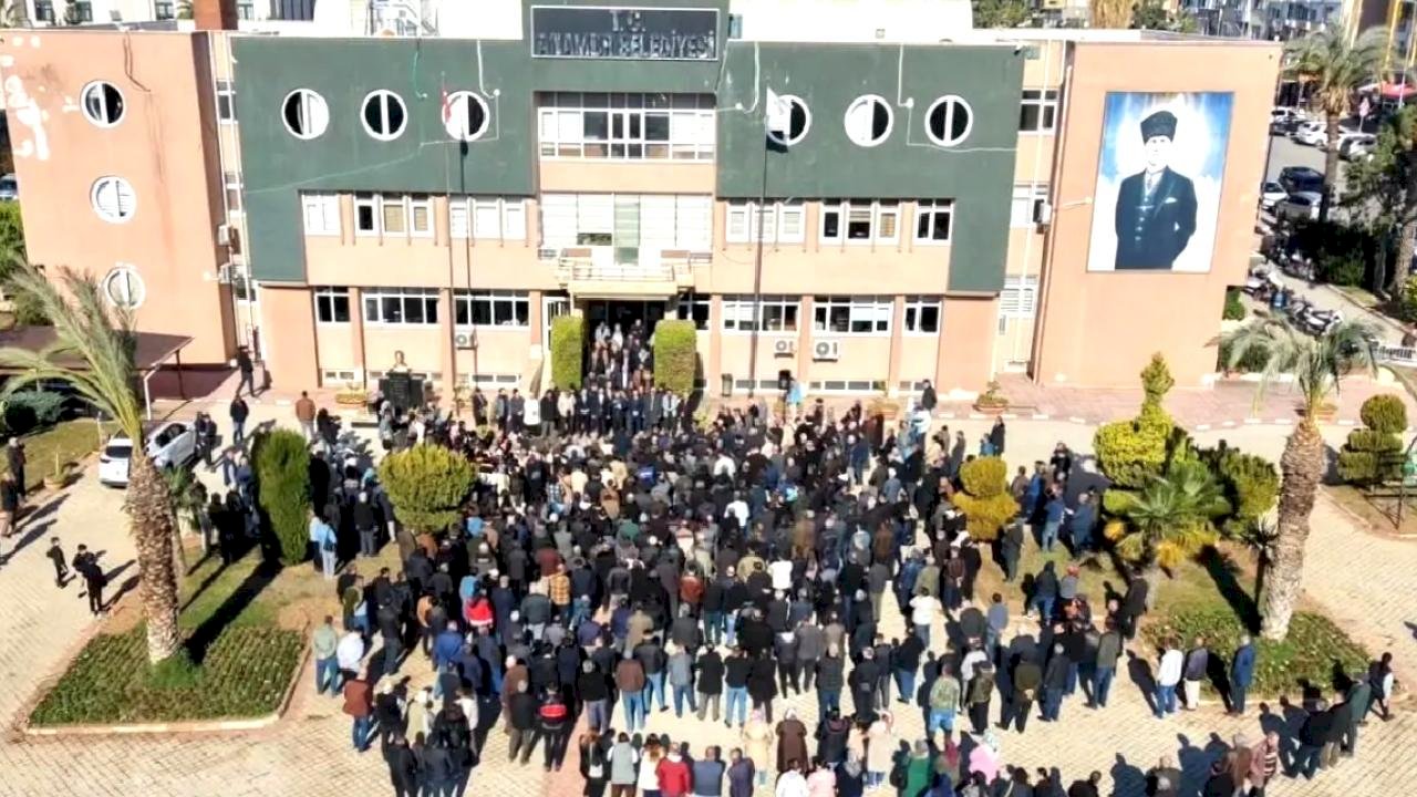 Anamur'da muhtarlardan kırsal mahalle kararına tepki