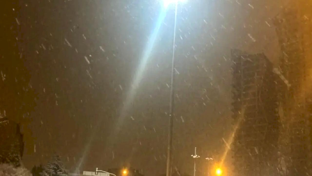 Ankara Beyaza Büründü