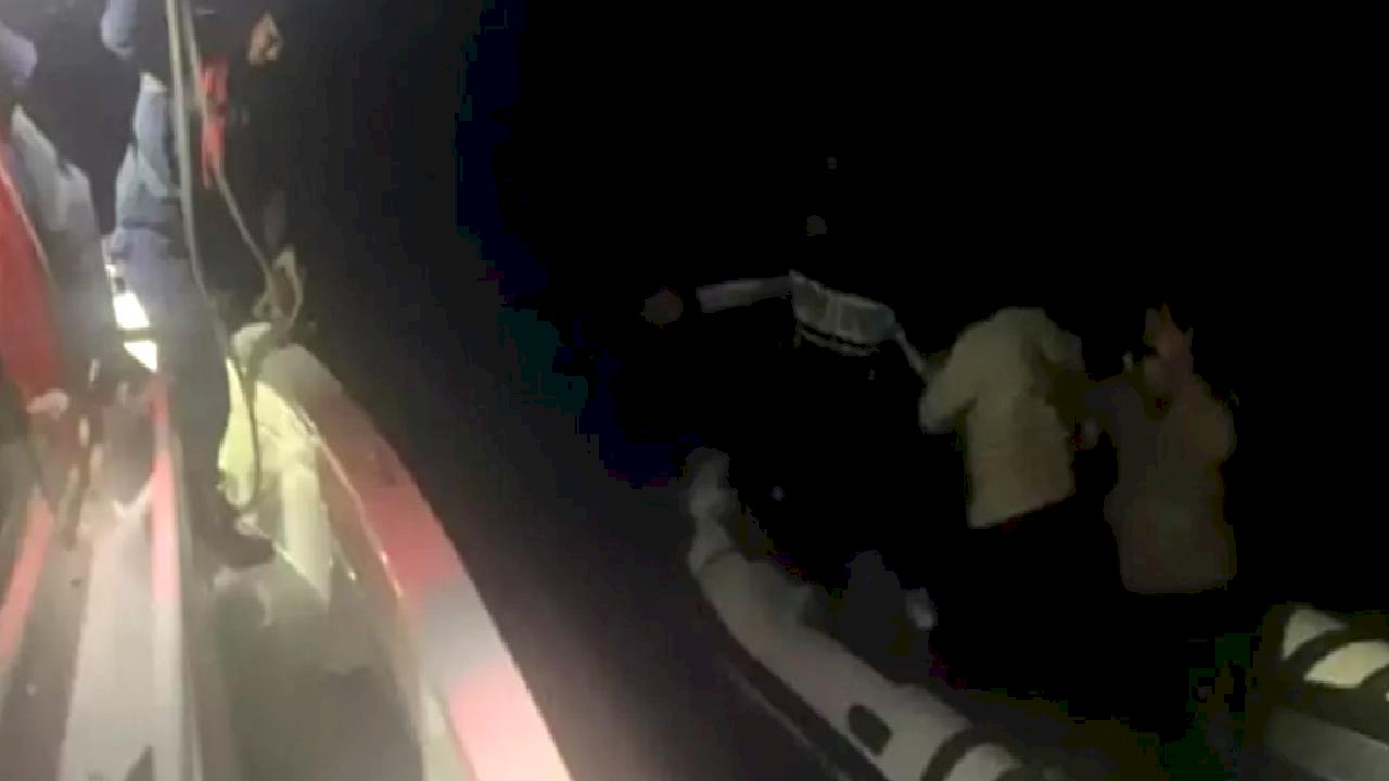 Ayvacık'ta 8 Düzensiz Göçmen Kurtarıldı