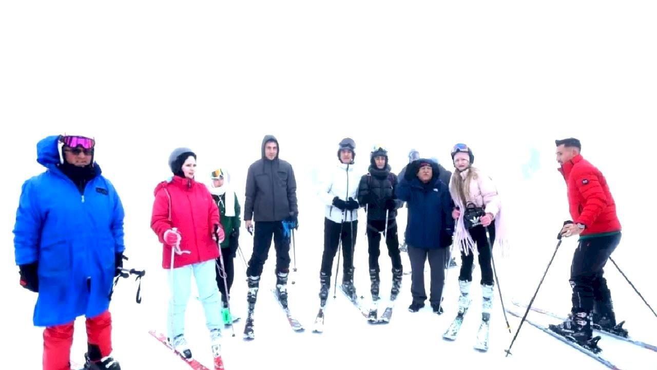 Başkan Büyükkılıç, Erciyes'te kayak tutkunlarıyla bir araya geldi