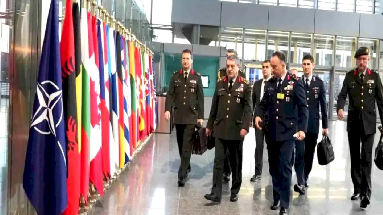 Bayraktaroğlu Brüksel'de NATO Temasları