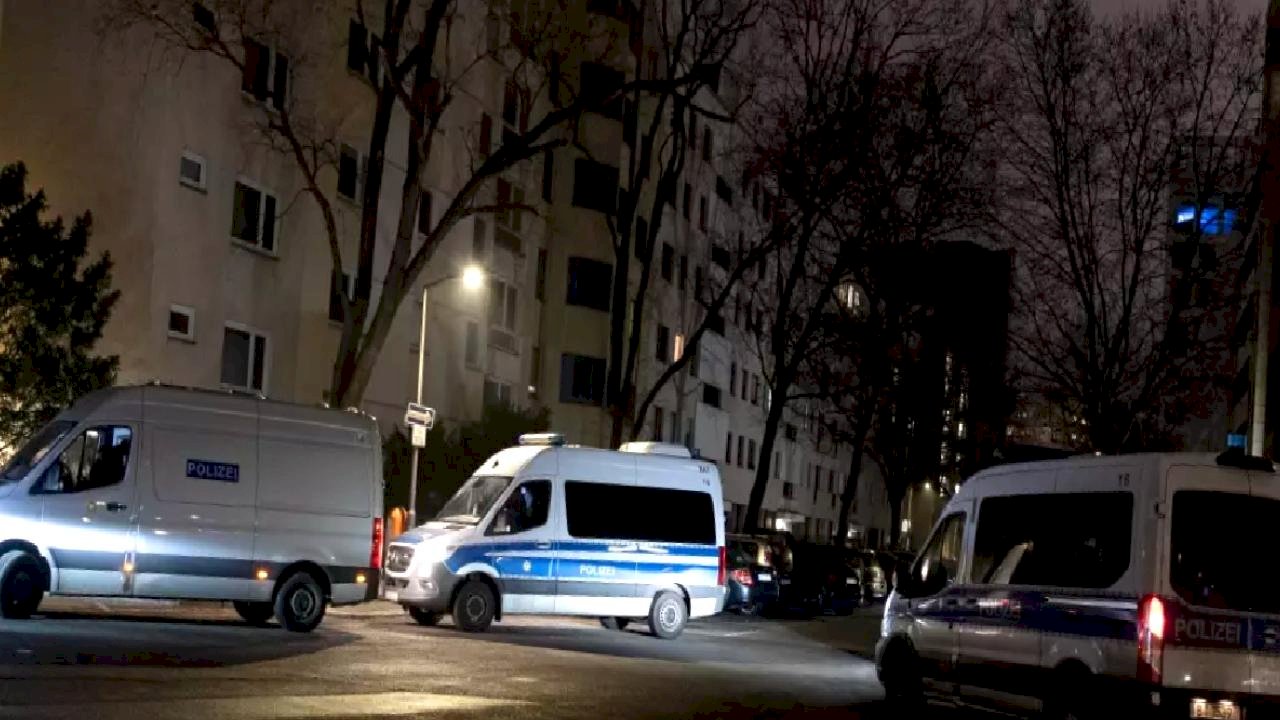 Berlin'de Silahlı Saldırı: 5 Yaralı