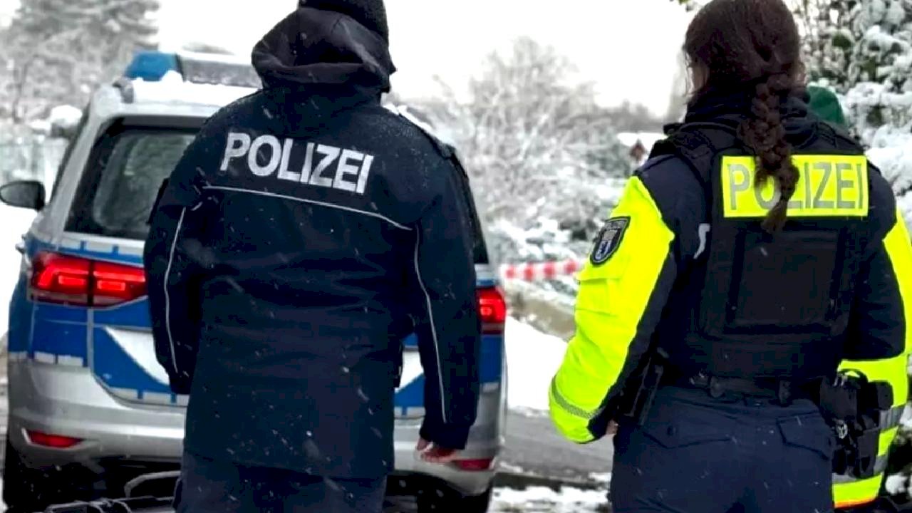 Berlin'de Yangın, 45 Bin Hane Elektriksiz Kaldı