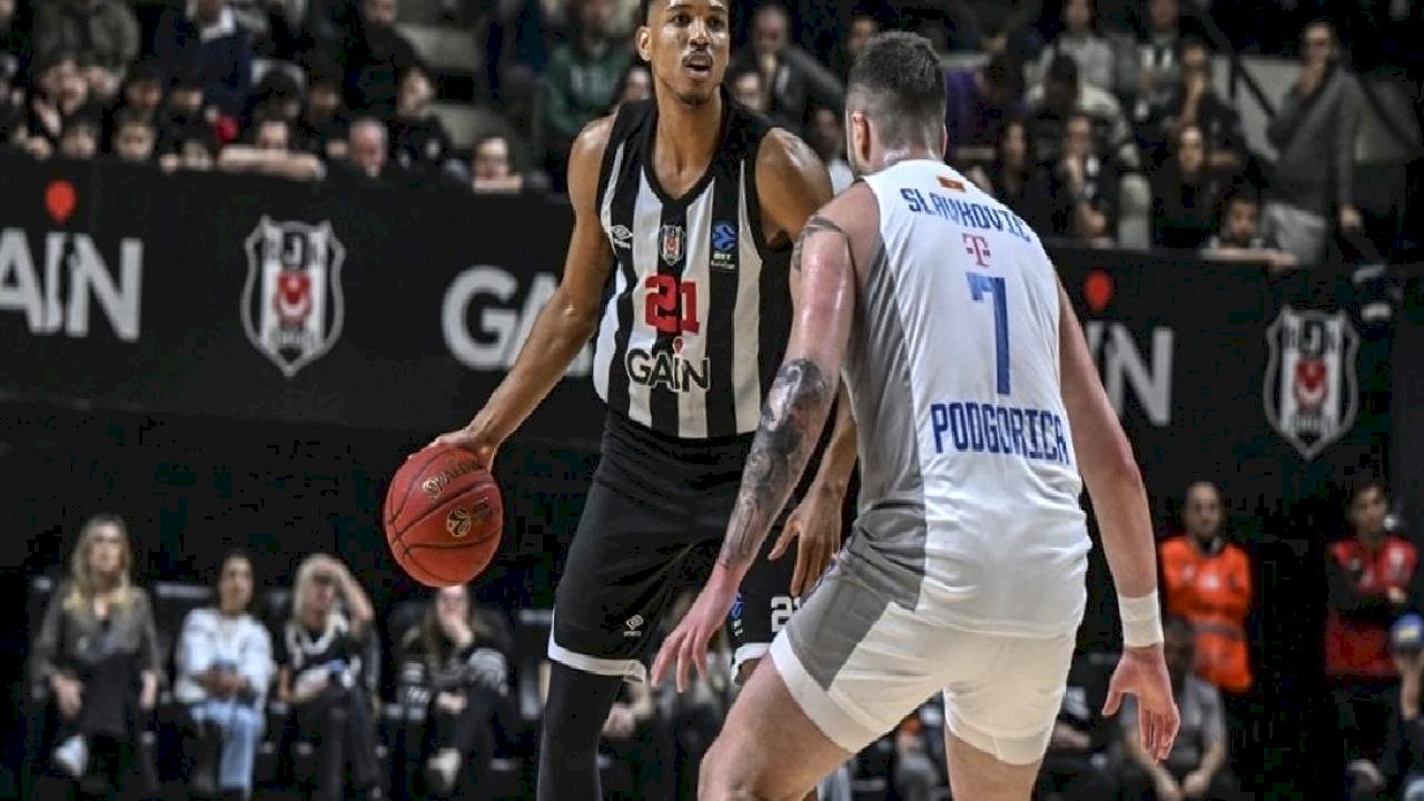 Beşiktaş, Buducnost VOLI'yi rahat geçti
