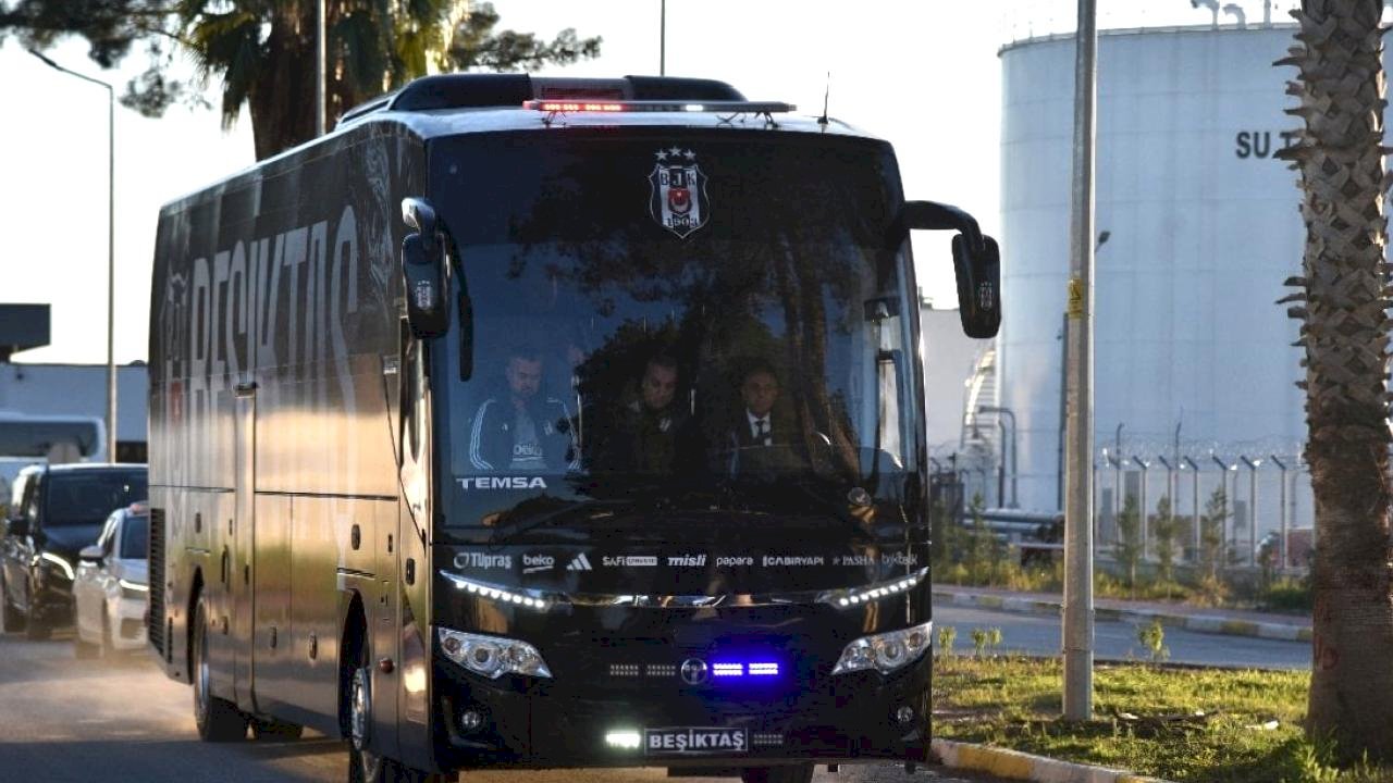 Beşiktaş, kamp için Antalya'da