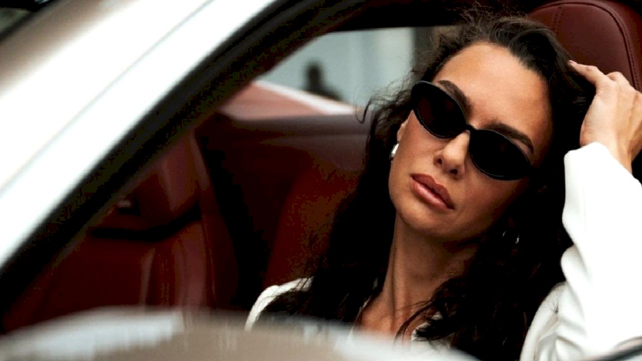 Birce Akalay ve Hakan Kurtaş’tan yeni aşk karesi