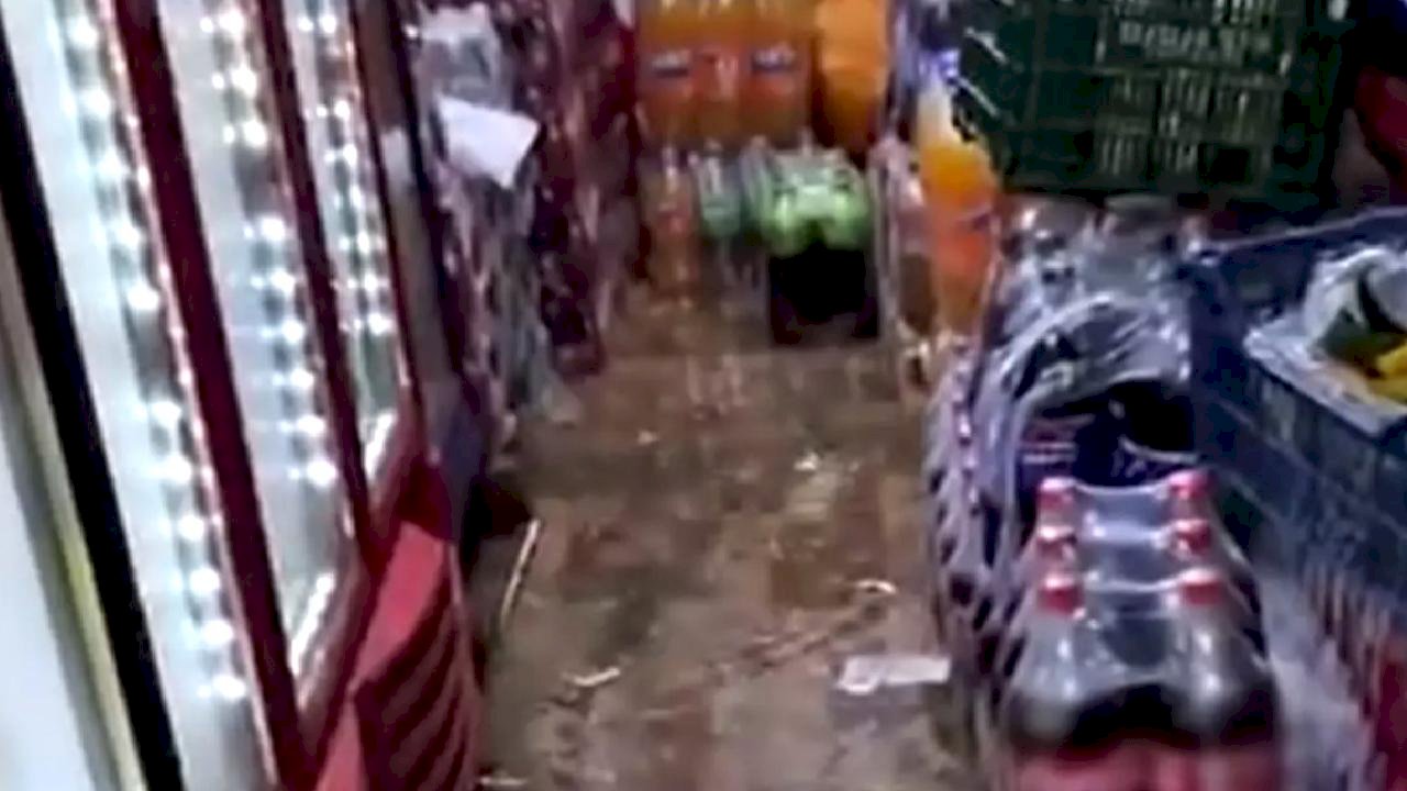 Çanakkale'de Sağanak Yağışlar Su Baskınlarına Neden Oldu