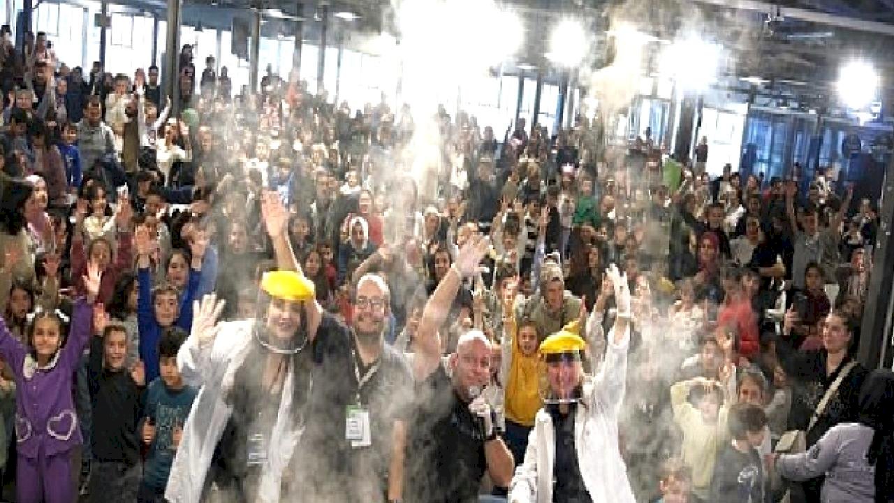 Çocuklar yorgunluklarını "Okula Bi' Mola"da atıyor