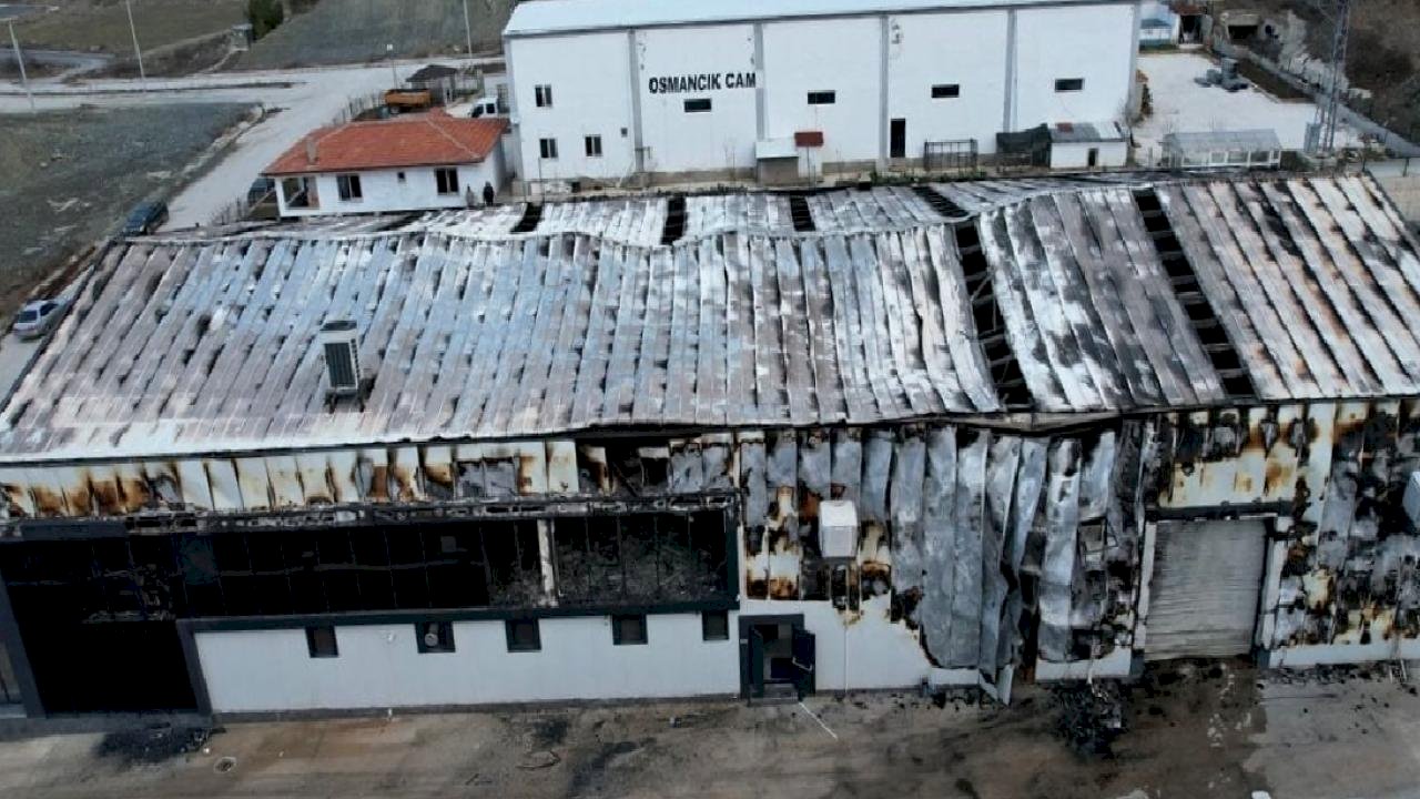 Çorum’da lavaş fabrikasında yangın