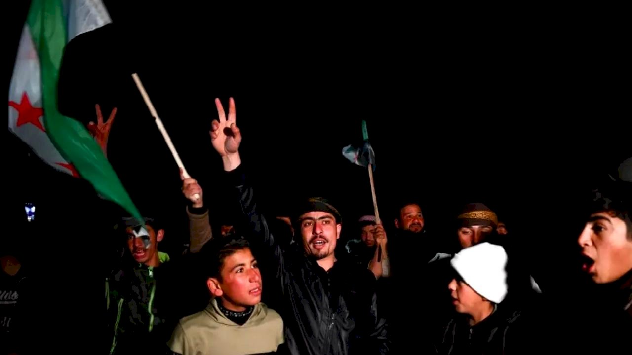 Deyr Hafir'de Sevinç Gösterileri