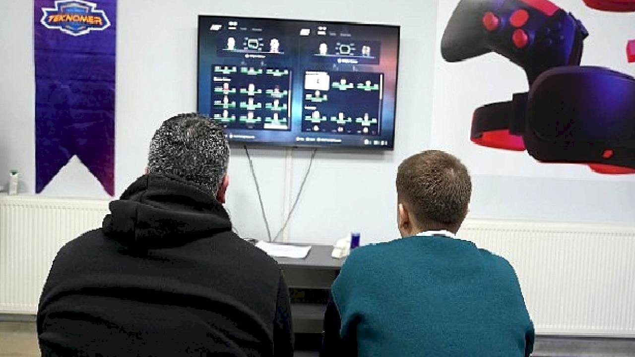 Dijital futbol tutkunları Teknomer'de buluştu