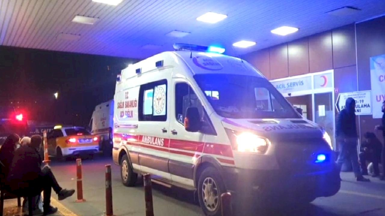 Diyarbakır'da boğazından vurulan şahıs can verdi