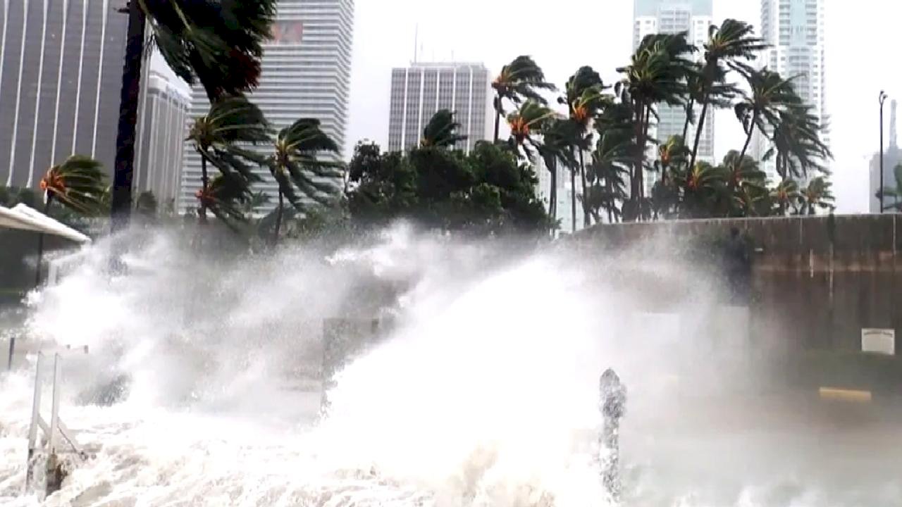 Doğal afetler sigorta sektörünü zorluyor... Küresel ekonomik kayıplar 260 milyar dolar oldu