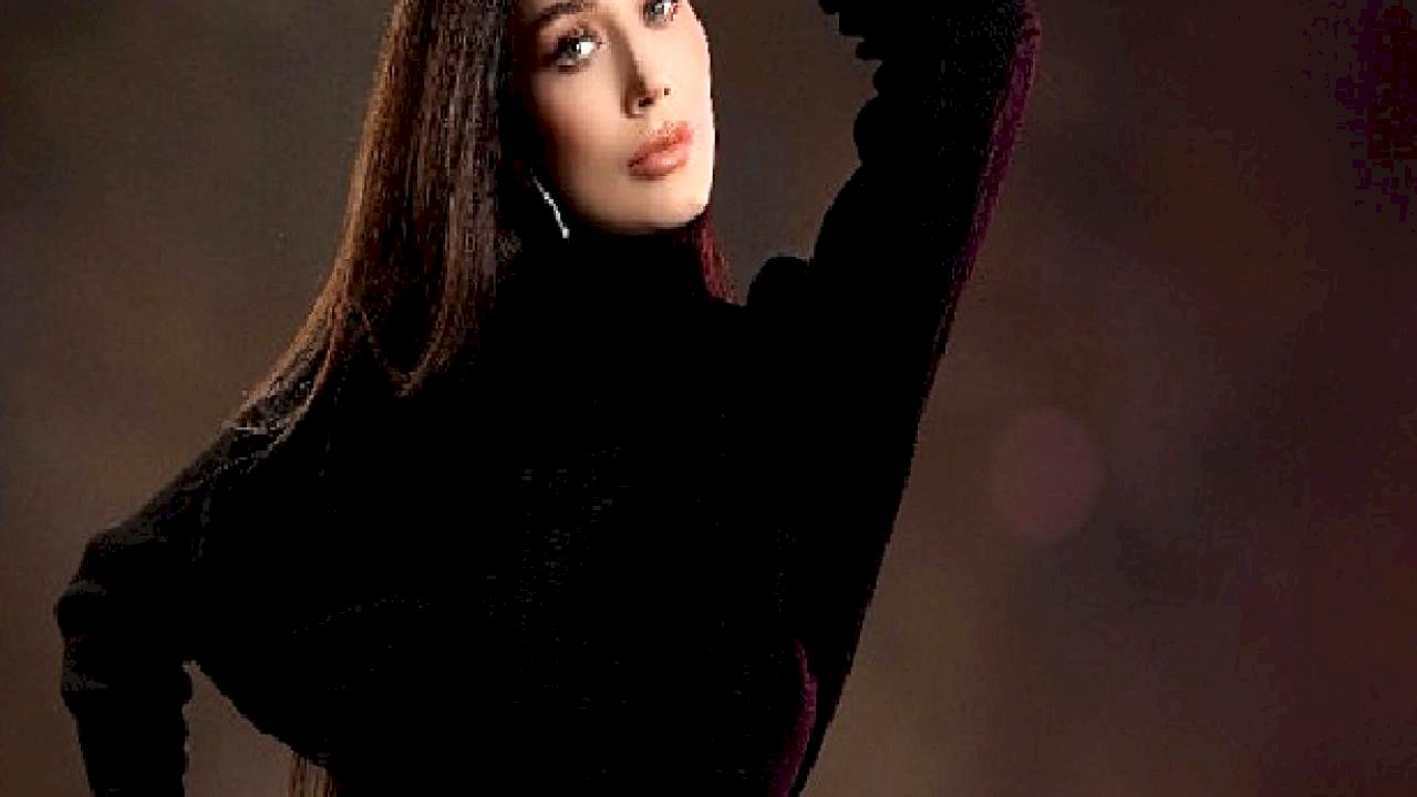 Ece Gürsel'den 'Kalbin Yalan Akustik' tüm dijital platformlarda yayında!