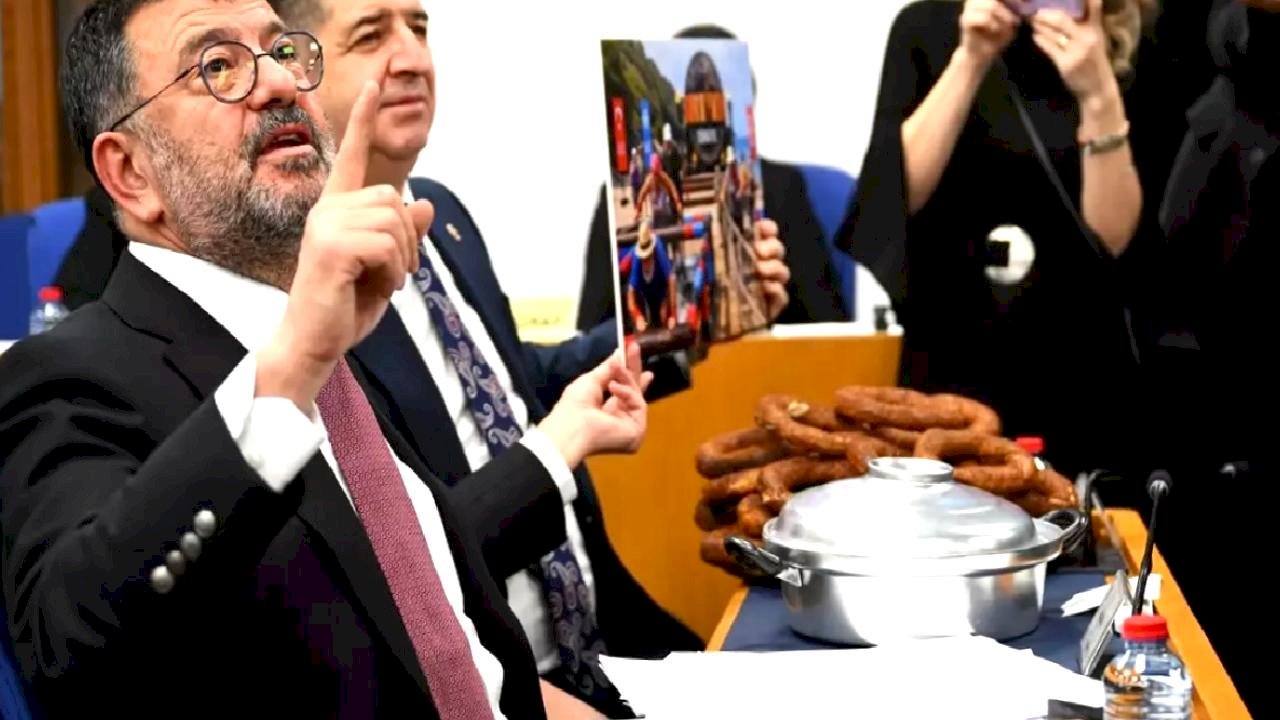 Emekli Aylıkları Artırılıyor