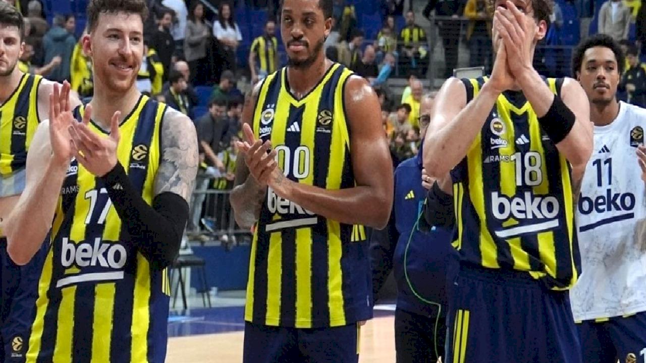 EuroLeague'in yeni lideri, son şampiyon Fenerbahçe