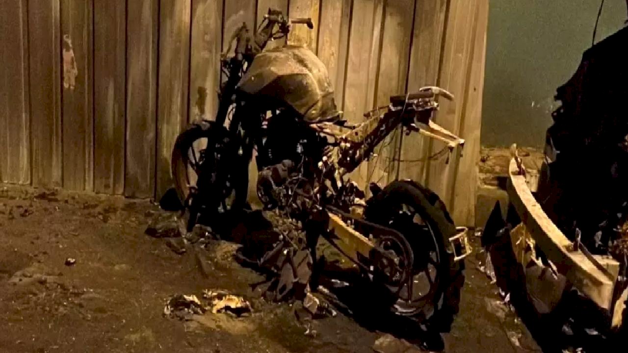 Fatih'te Motosiklet Yangını