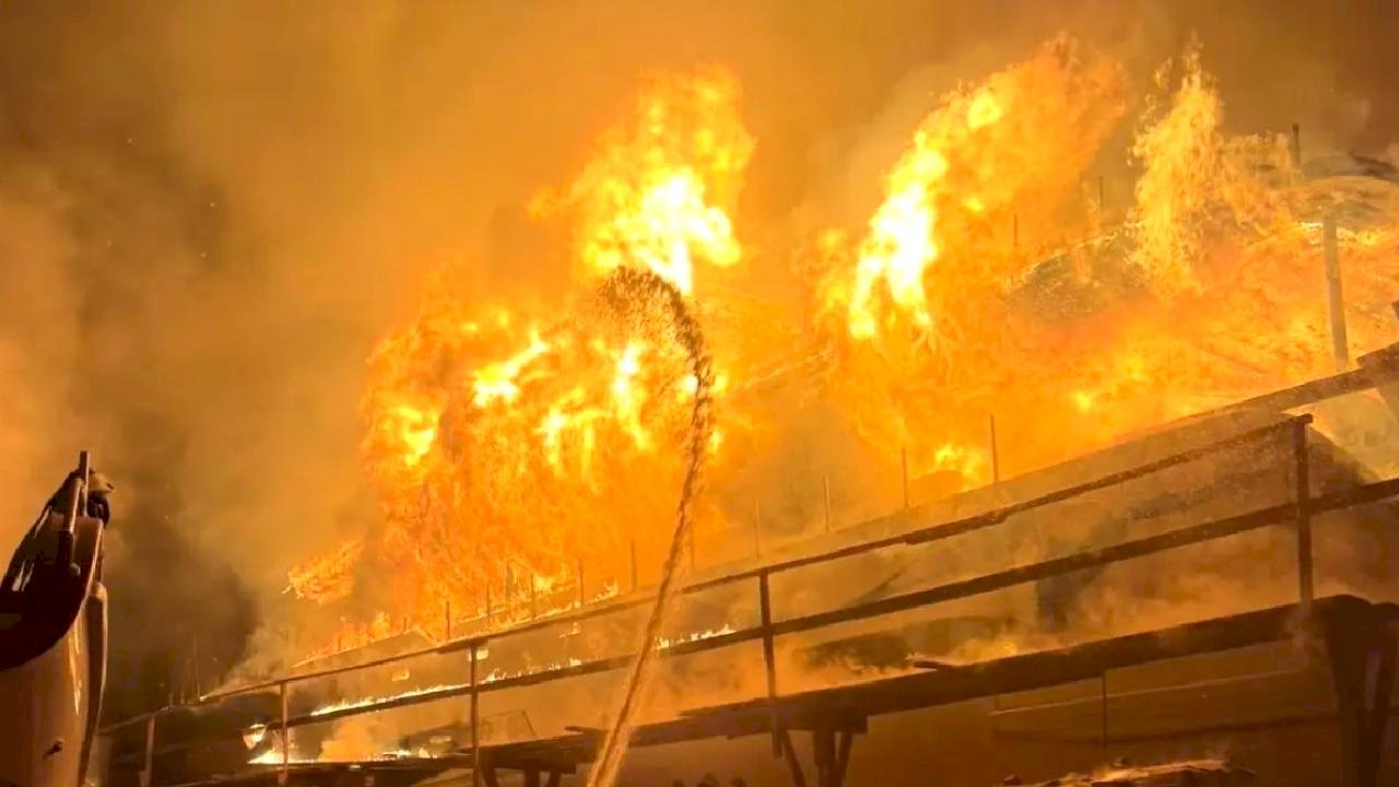 Fethiye'de Gulet Tersanesinde Yangın