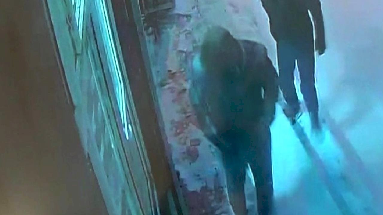 Gaziantep'te esnafın boynunda taşıdığı 2 milyonluk altın gasbedildi