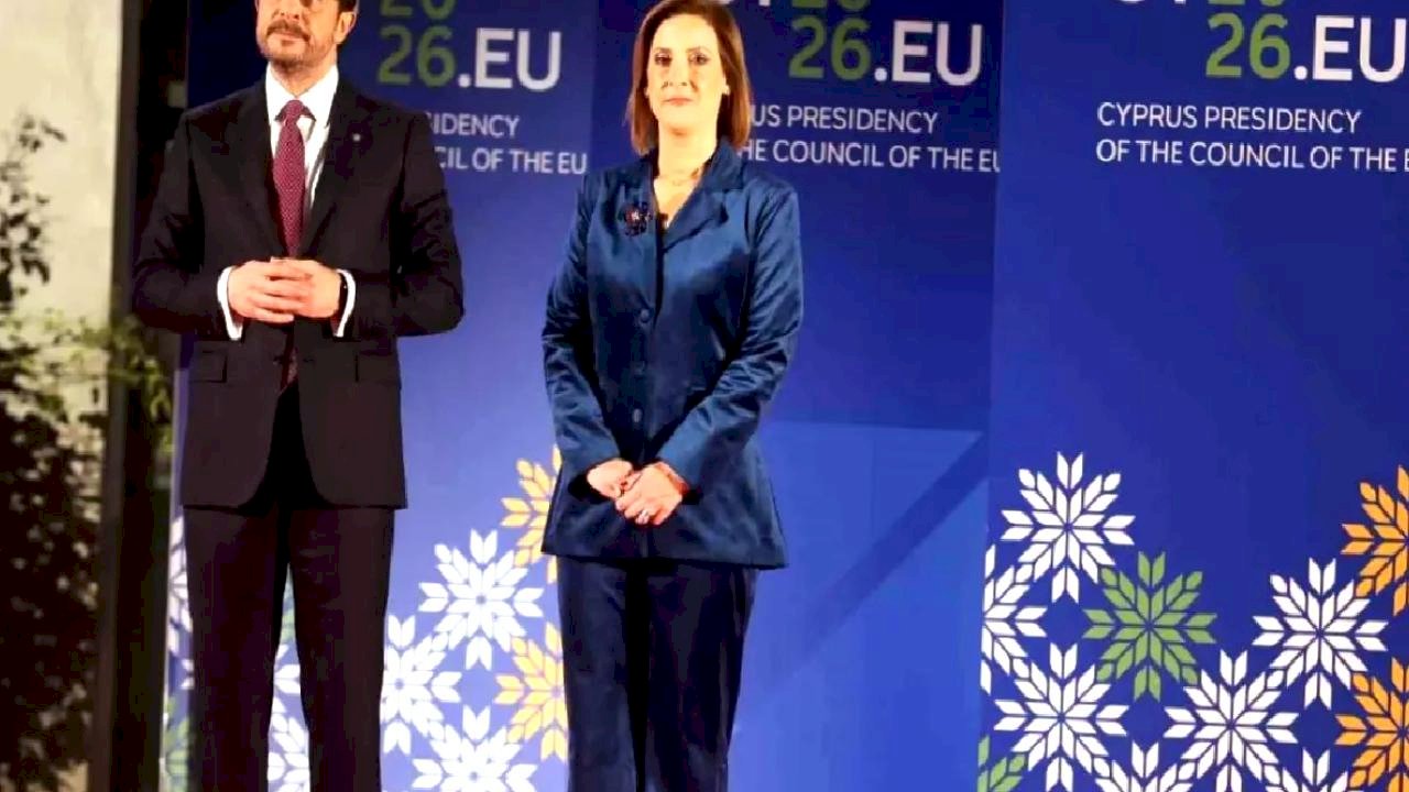 GKRY Liderinin Eşi Istifa Etti