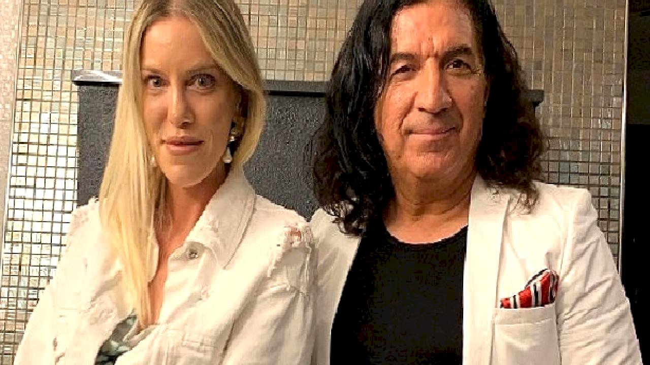 Hamide Bozkurt İstanbul'da: Ünlü Televizyoncu Adil Palta ile Yeni Projeler Masada