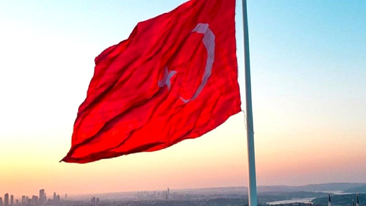 IMF, Türkiye'nin büyüme tahminini yükseltti